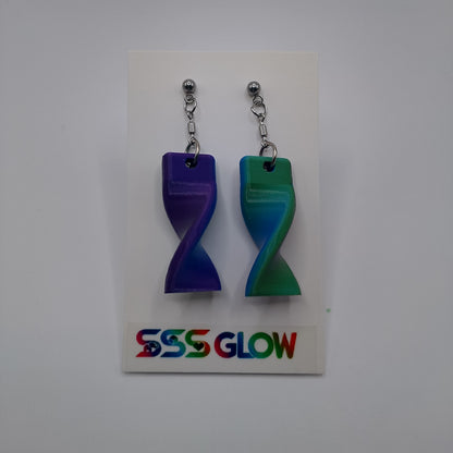 Northern Lite Swirls – Lightweight Spinning Earrings (2 Sizes)